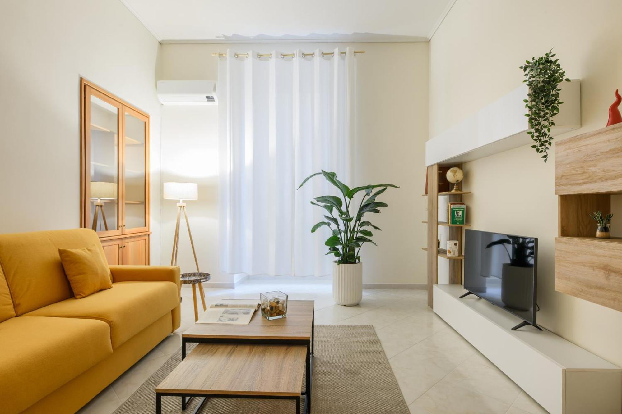 Apartment Domus-historic Center-central Station Naples